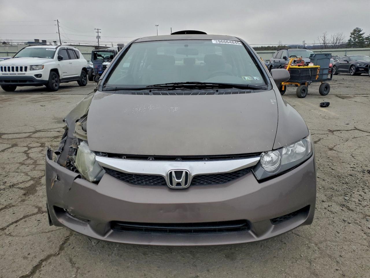 2010 HONDA CIVIC LX photo 5