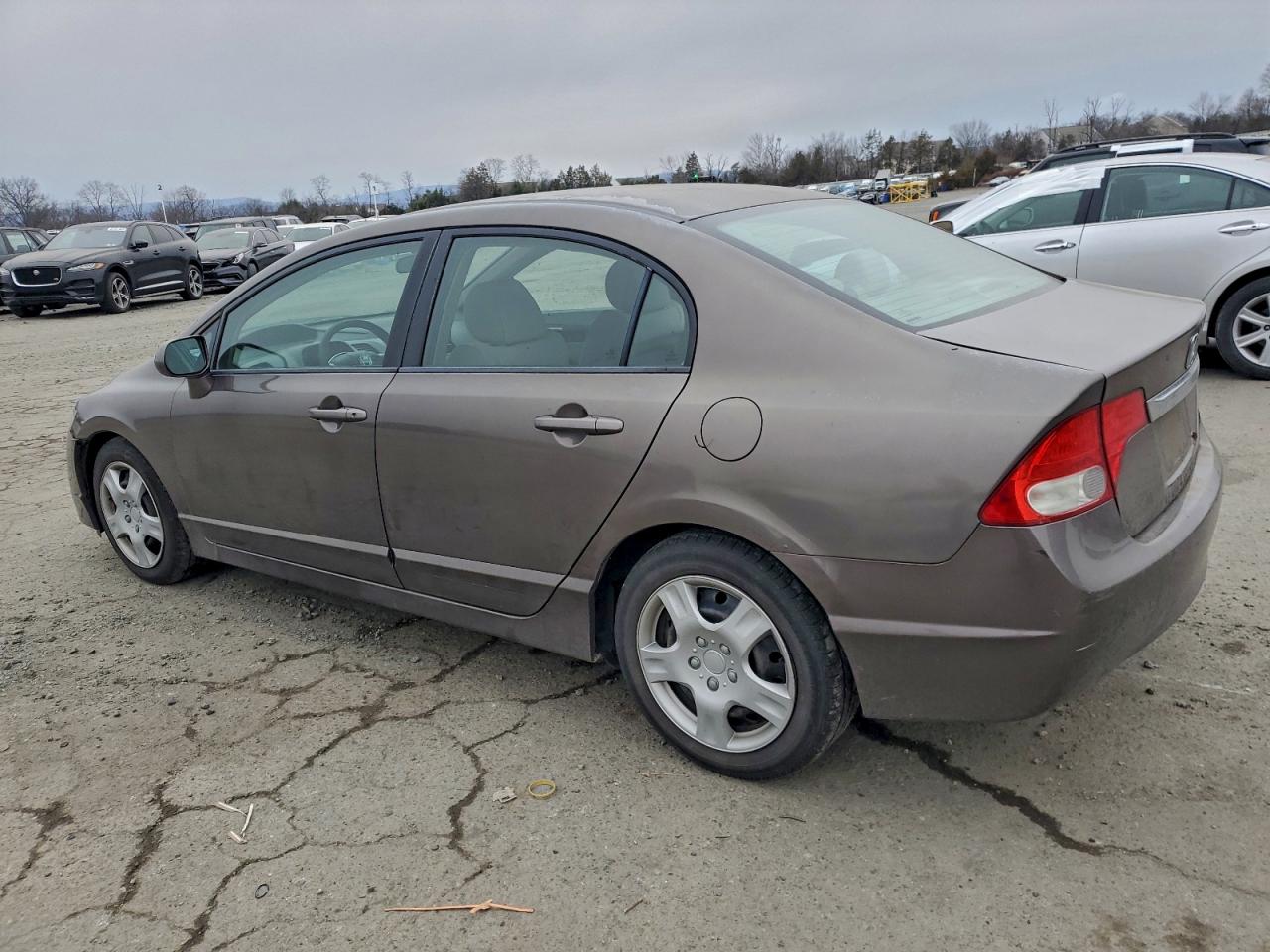 2010 HONDA CIVIC LX photo 2