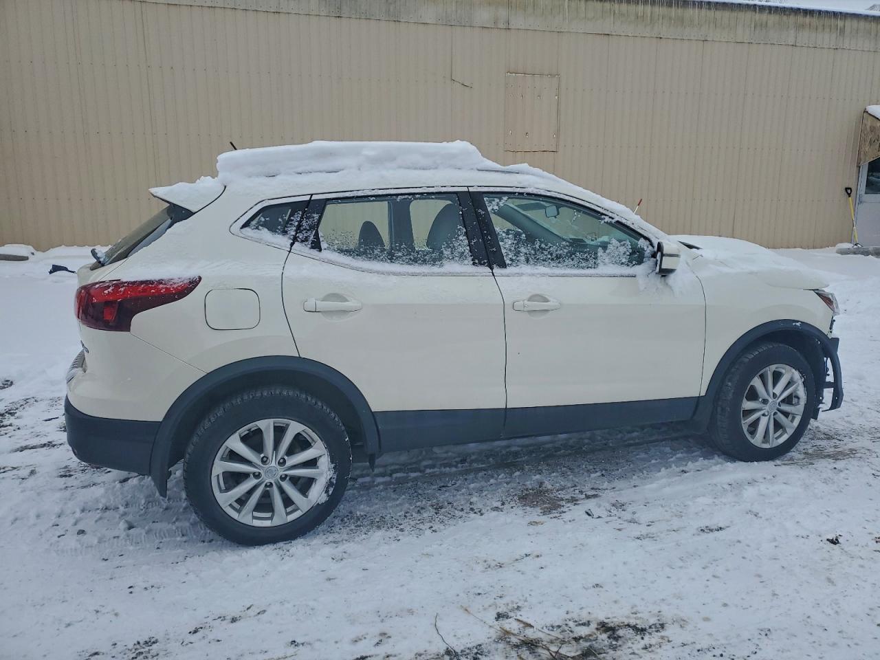 2018 NISSAN ROGUE SPORT S photo 3