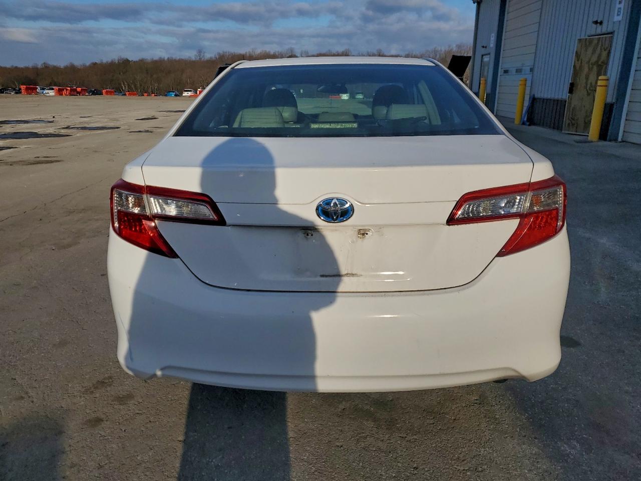 2013 TOYOTA CAMRY HYBRID photo 6