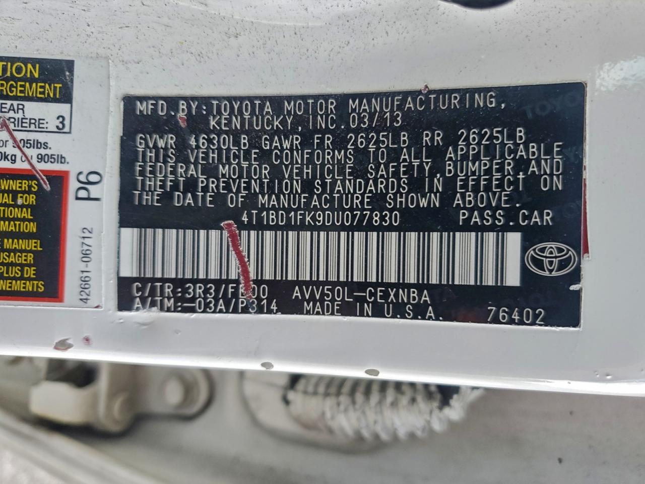 2013 TOYOTA CAMRY HYBRID photo 12