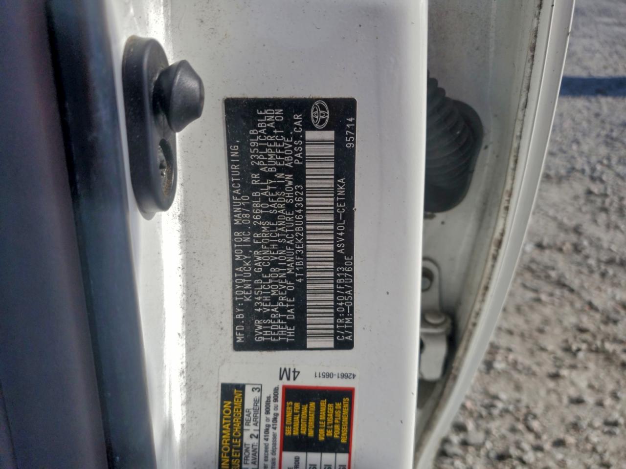 2011 TOYOTA CAMRY BASE photo 12