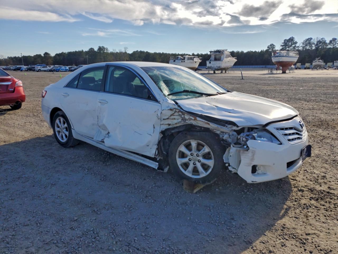 2011 TOYOTA CAMRY BASE photo 4