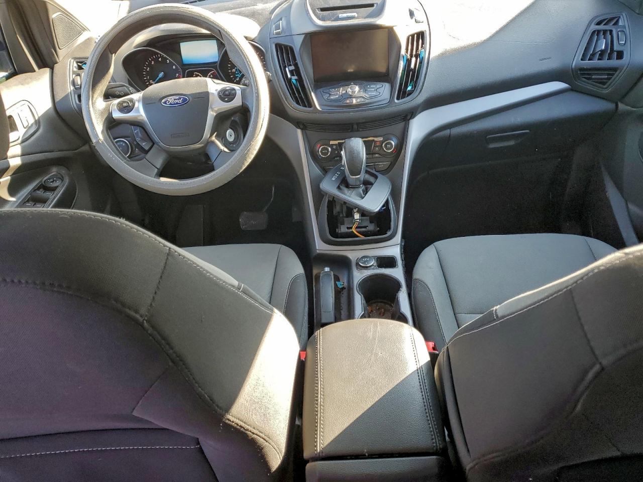 2015 FORD ESCAPE SE photo 8