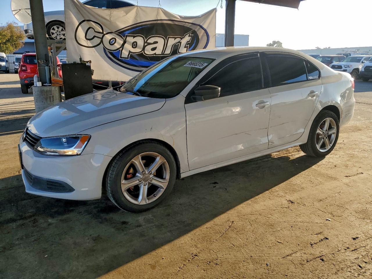2011 VOLKSWAGEN JETTA