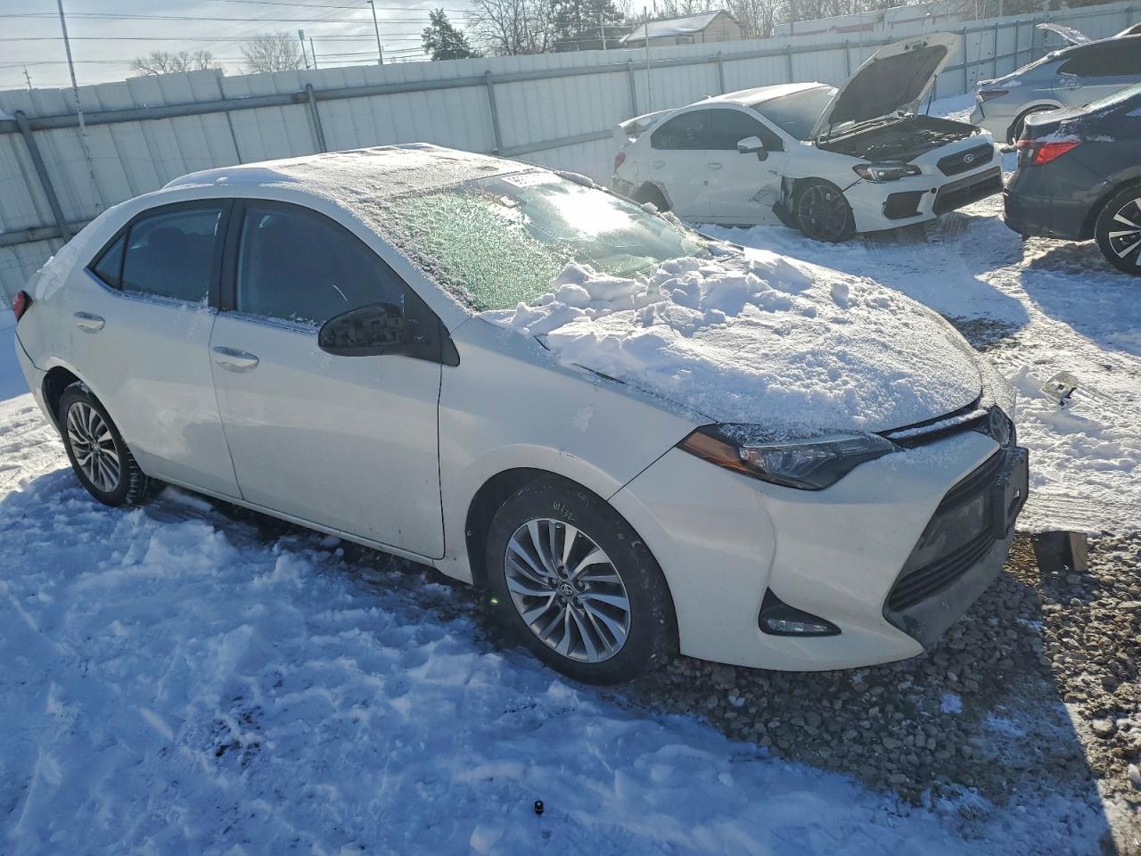 2017 TOYOTA COROLLA LE ECO photo 4