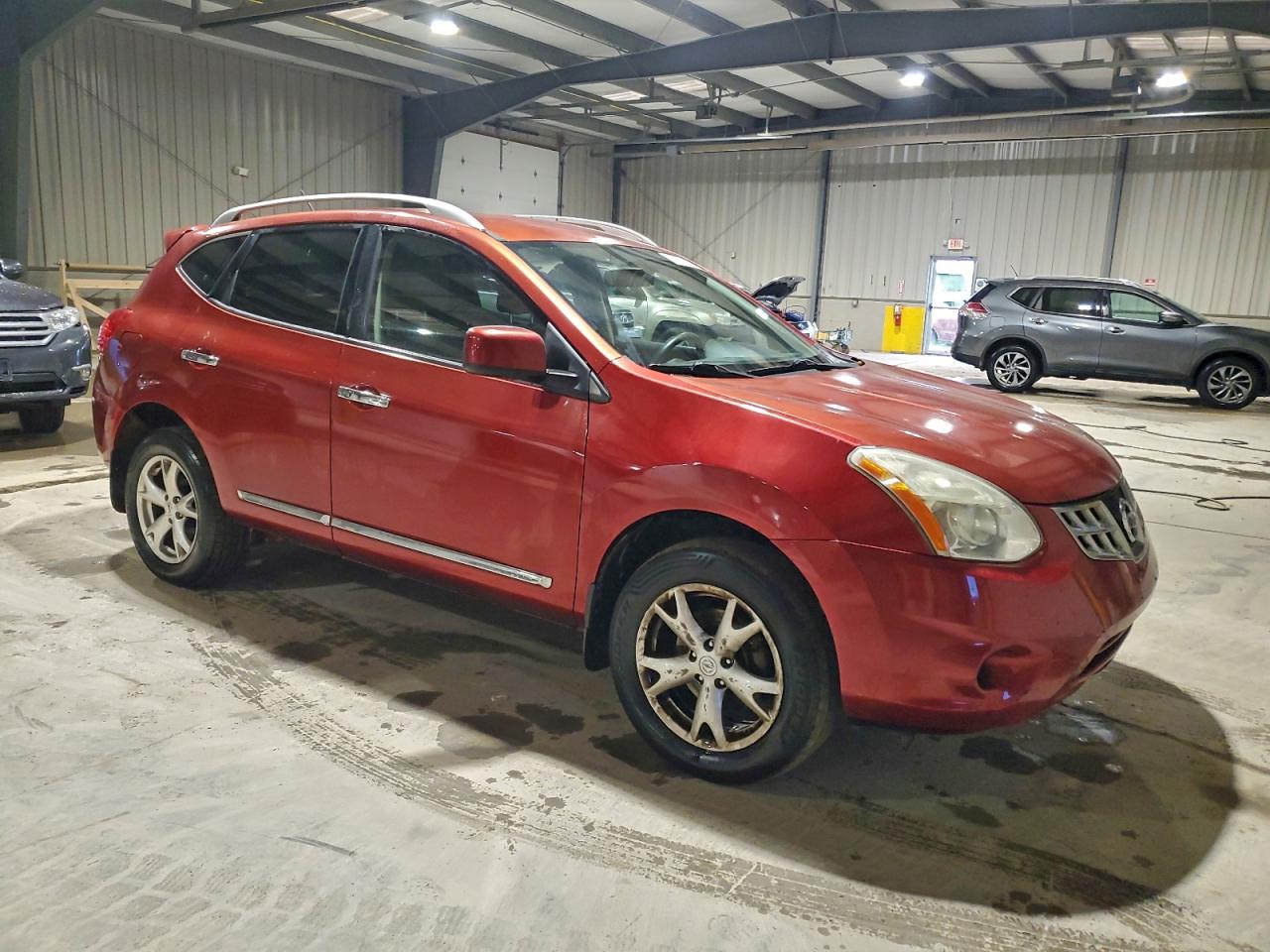 2011 NISSAN ROGUE S photo 4