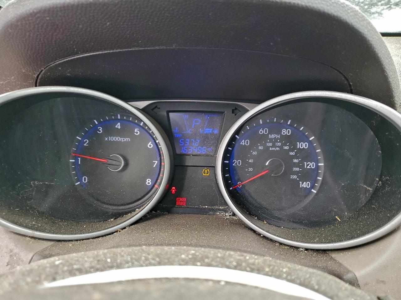 2013 HYUNDAI TUCSON GL photo 9