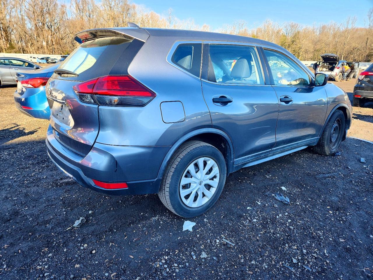 2017 NISSAN ROGUE S photo 3