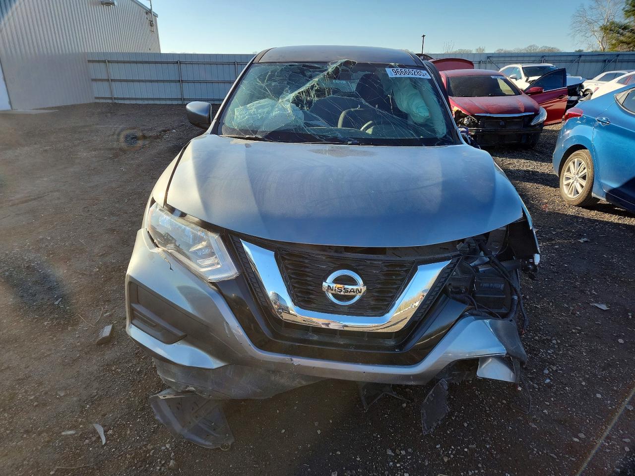 2017 NISSAN ROGUE S photo 5