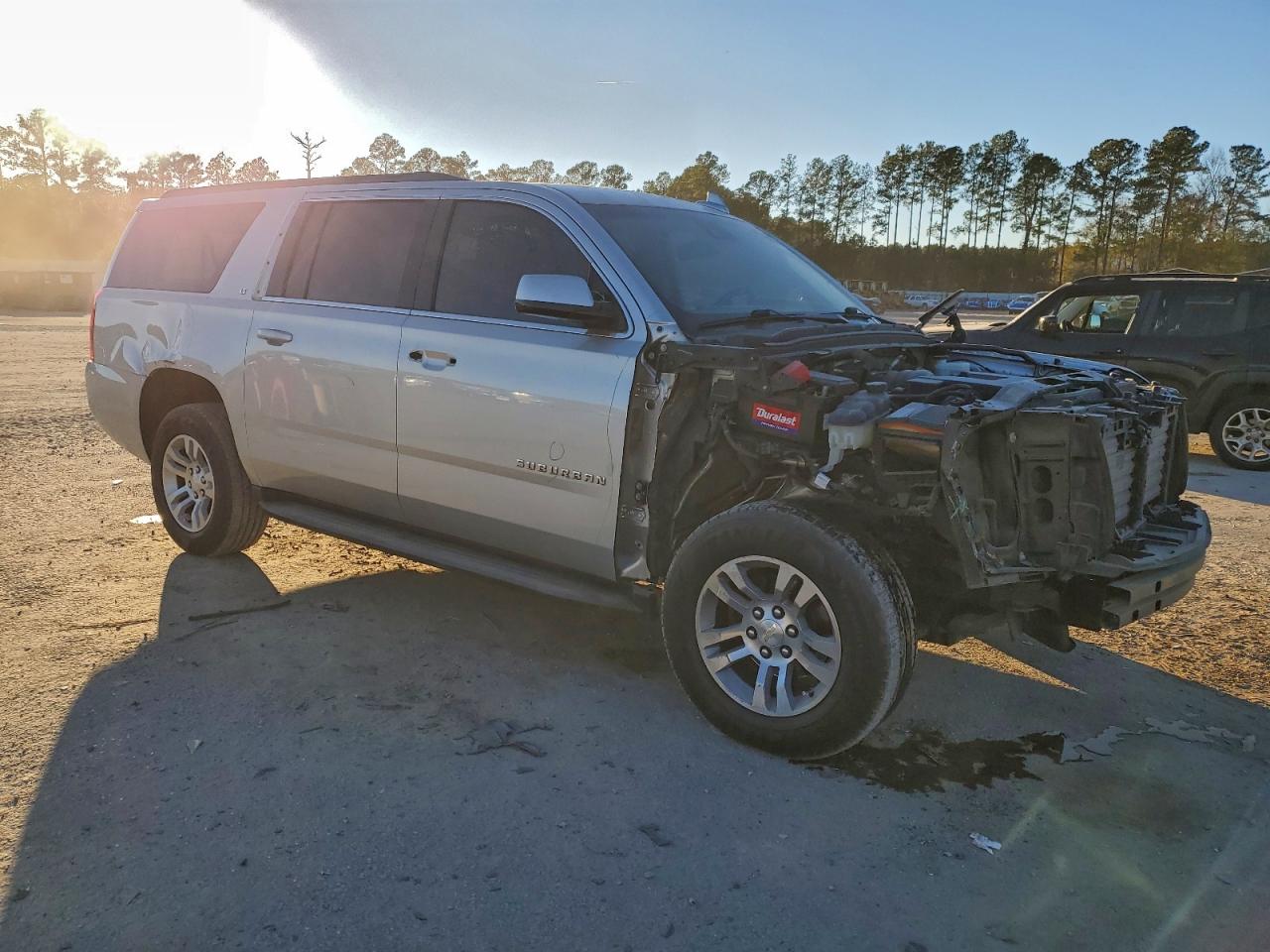 2018 CHEVROLET SUBURBAN C1500 LT photo 4
