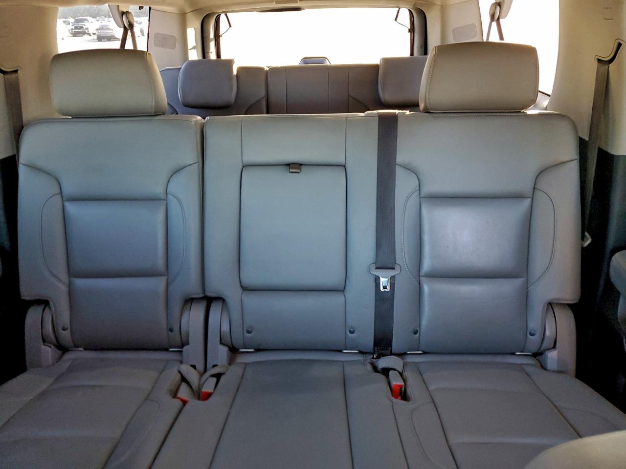 2018 CHEVROLET SUBURBAN C1500 LT photo 10