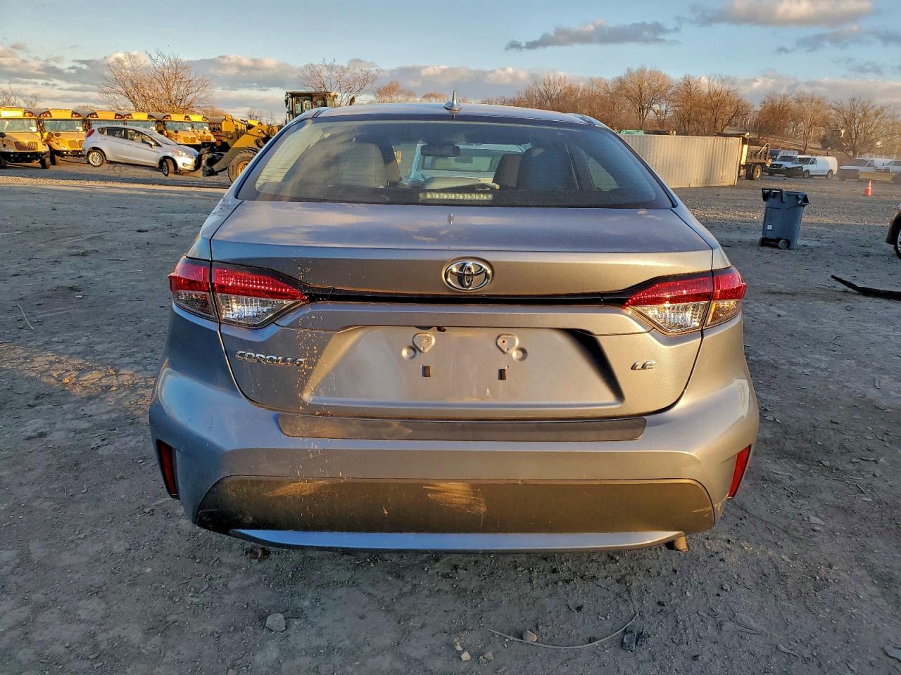 2020 TOYOTA COROLLA LE photo 6