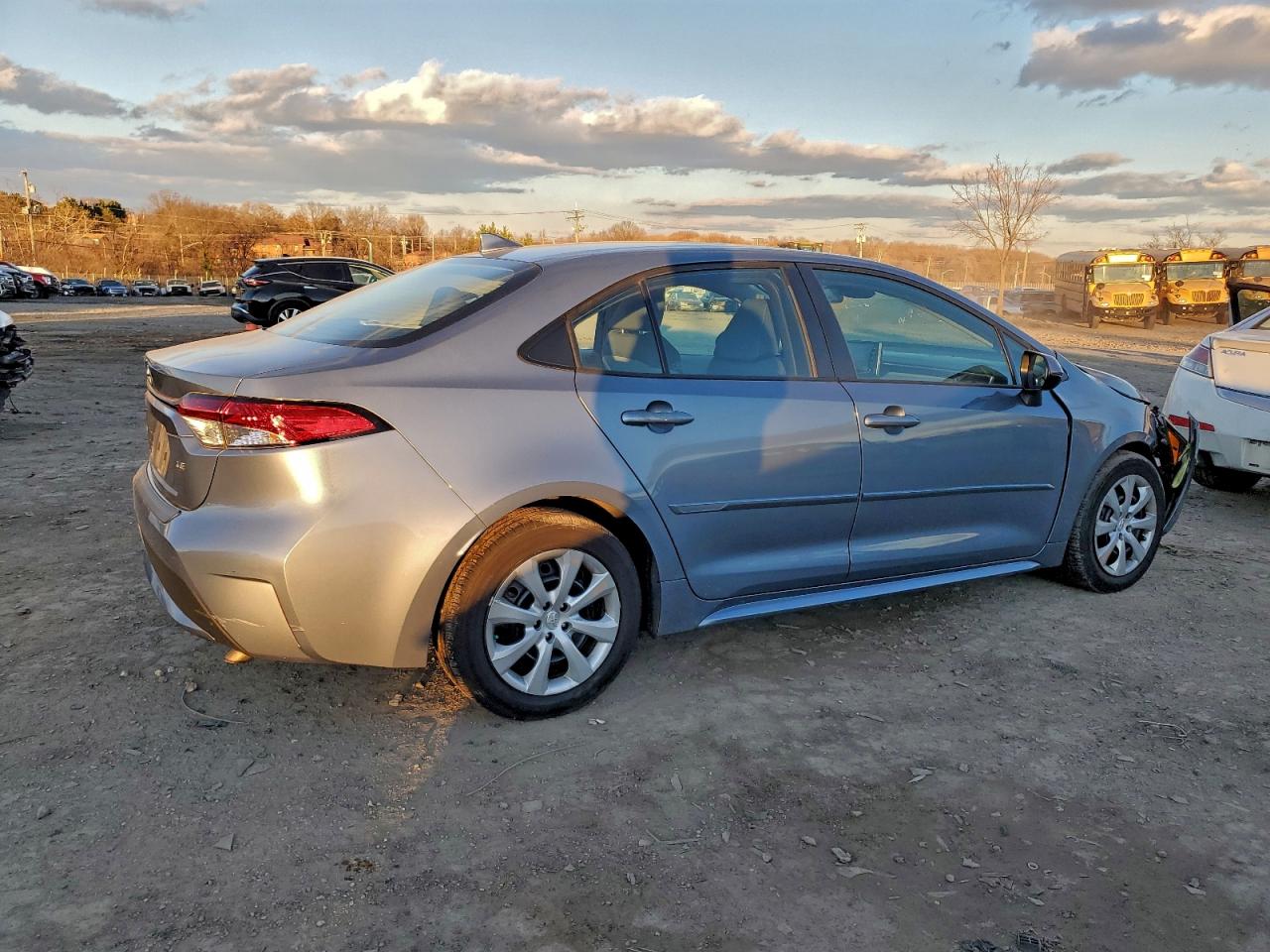 2020 TOYOTA COROLLA LE photo 3