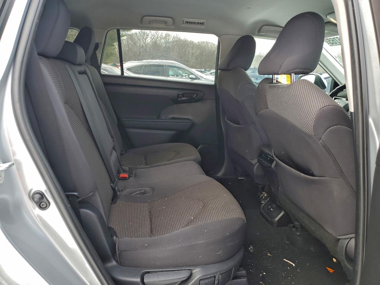 2021 TOYOTA HIGHLANDER L photo 11