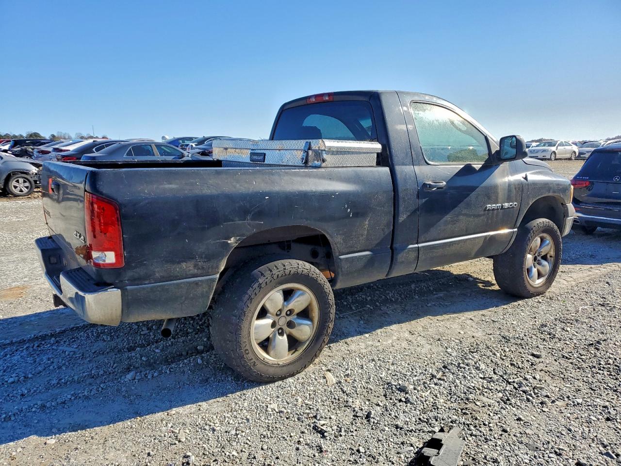 2002 DODGE RAM 1500 photo 3