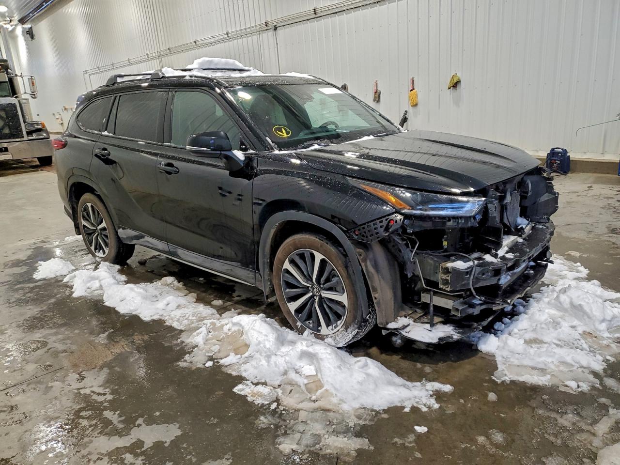 2021 TOYOTA HIGHLANDER XSE photo 4