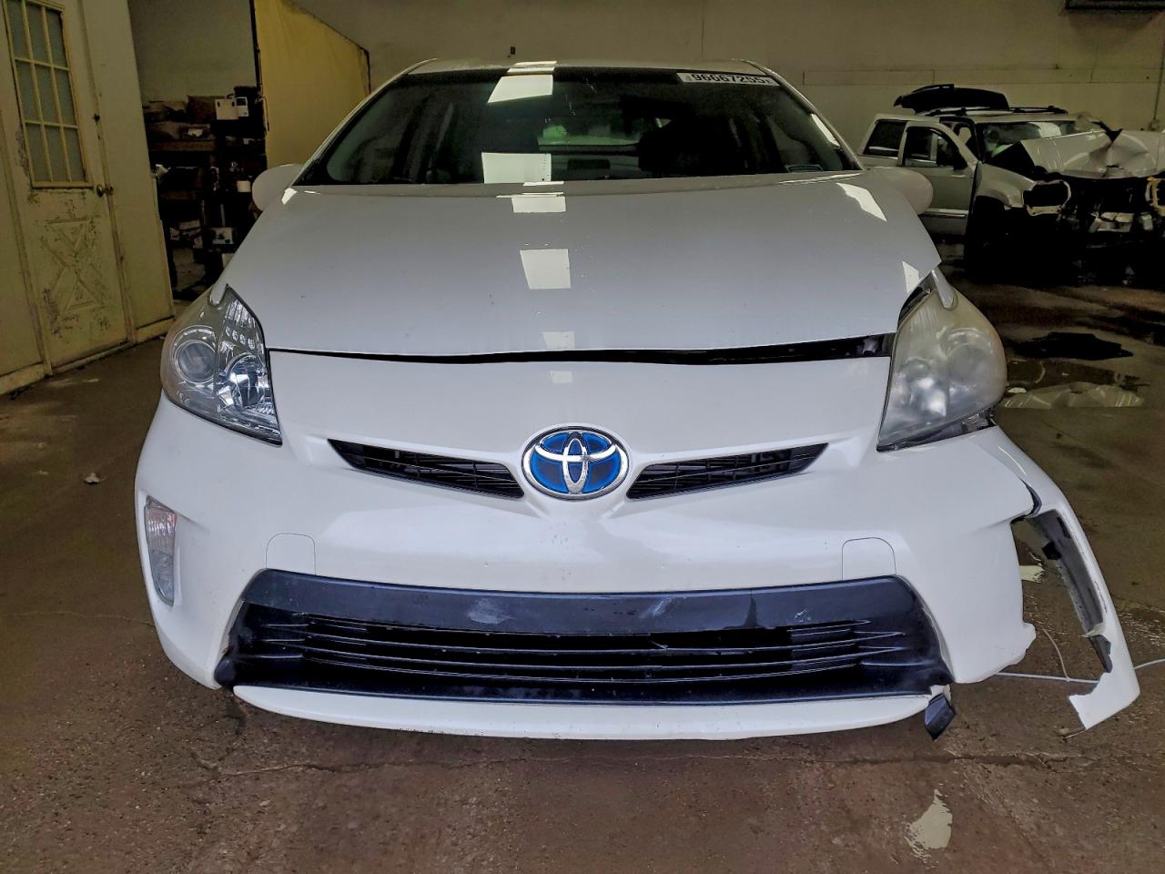 2013 TOYOTA PRIUS photo 5