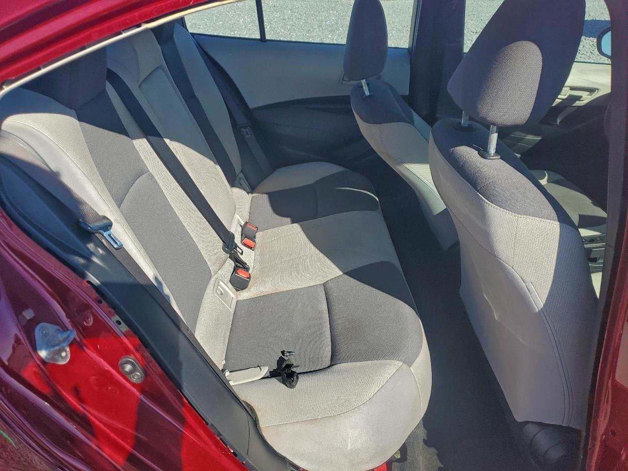 2023 TOYOTA COROLLA LE photo 10