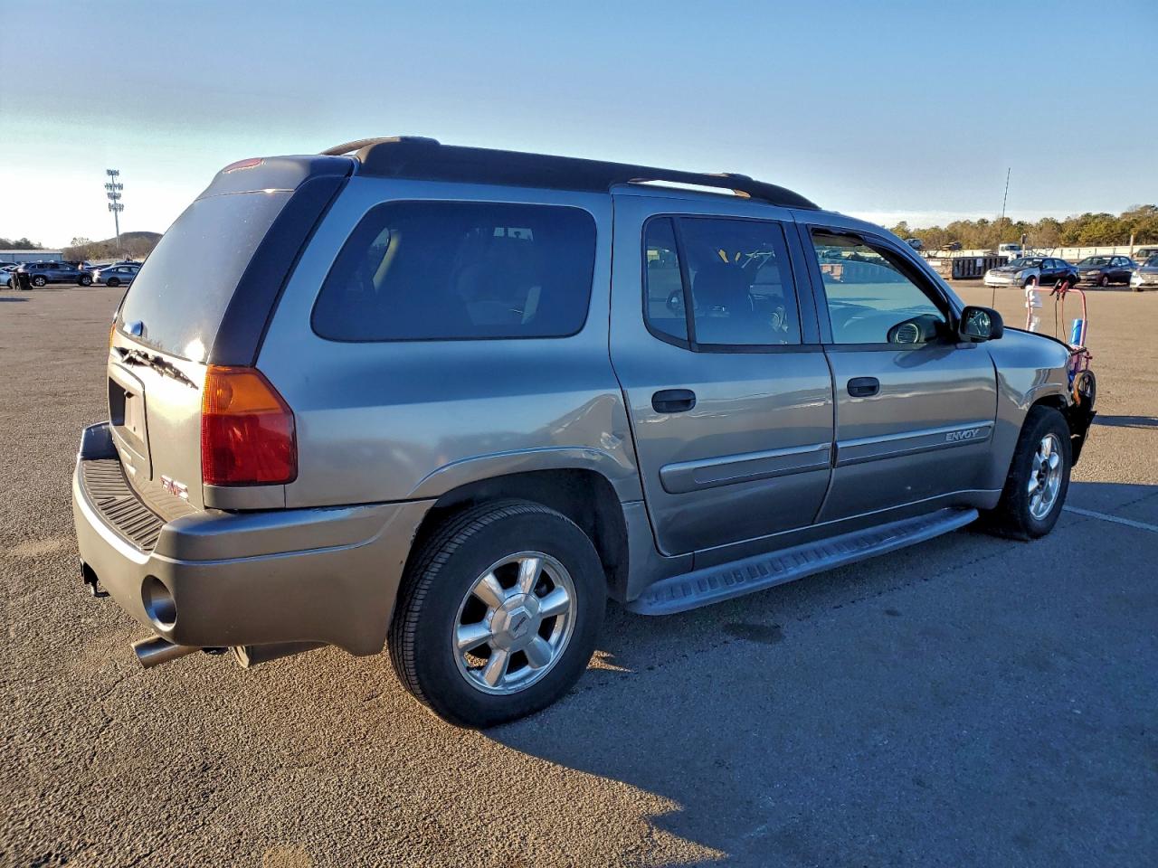 2005 GMC ENVOY XL photo 3