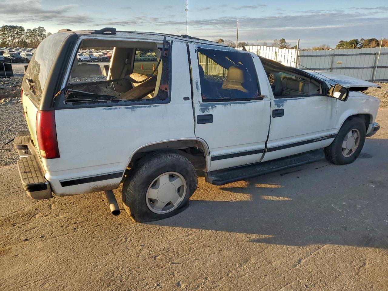 1999 CHEVROLET TAHOE K1500 photo 3