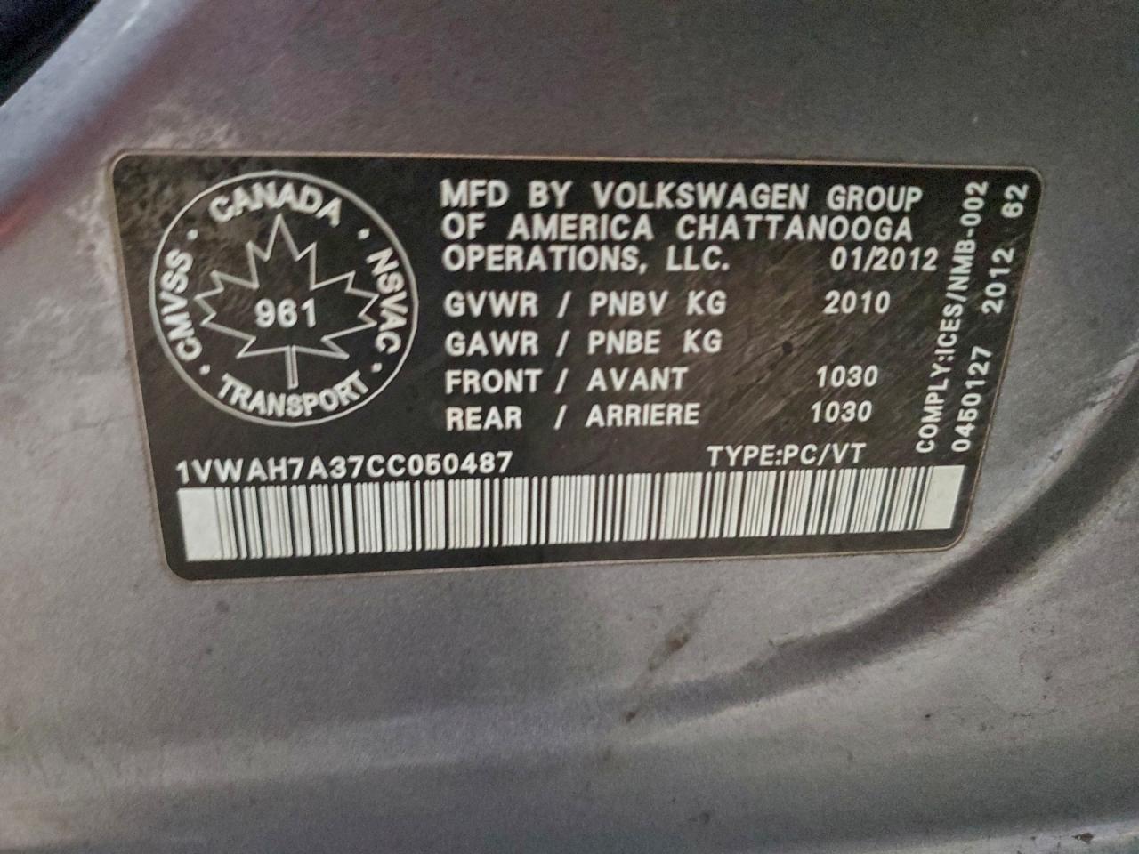 2012 VOLKSWAGEN PASSAT S photo 12