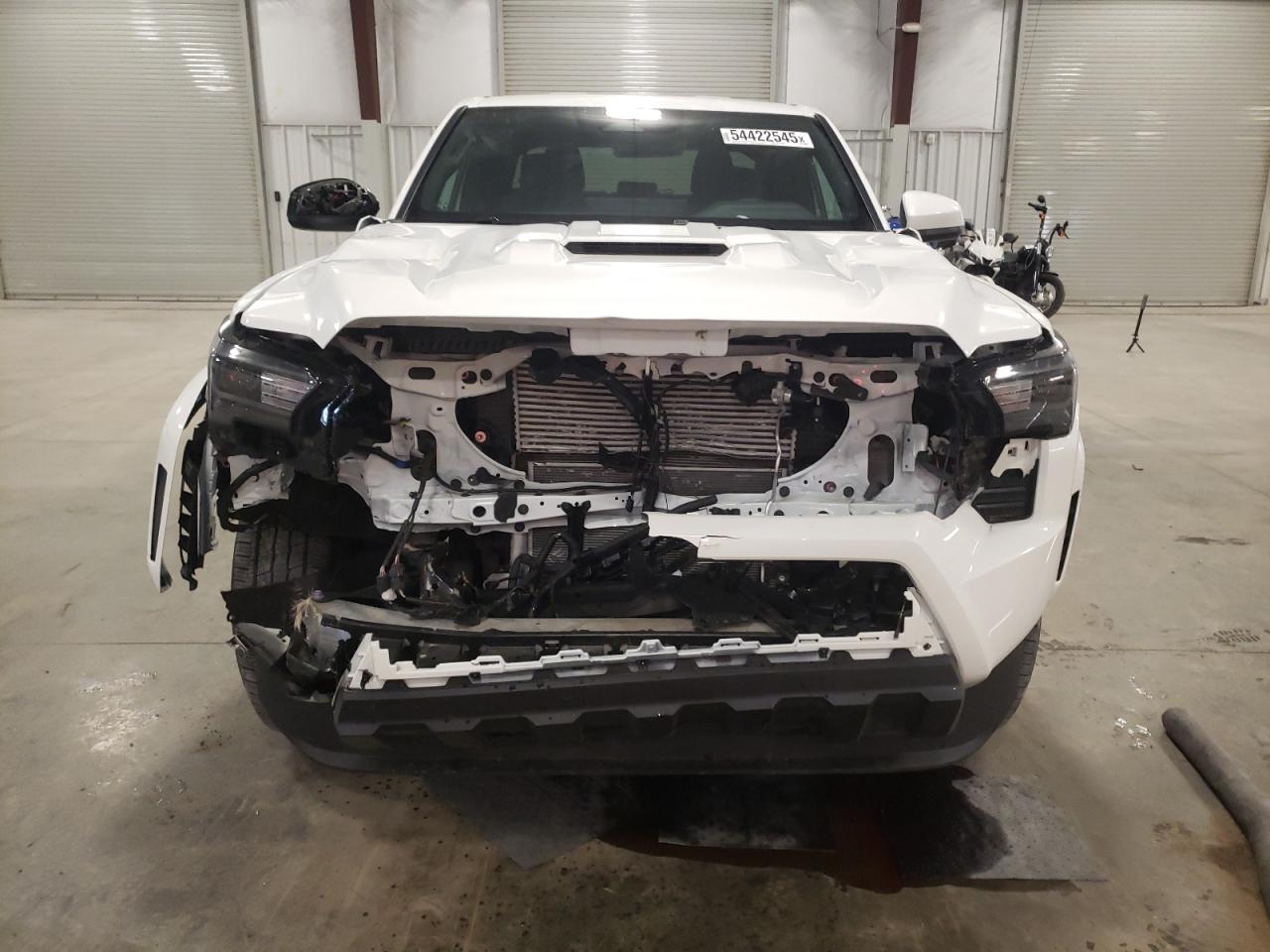 2024 TOYOTA TACOMA DOUBLE CAB photo 5