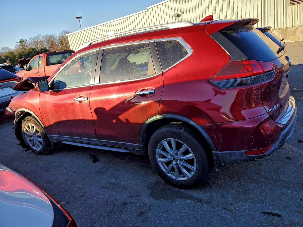 2018 NISSAN ROGUE S photo 2