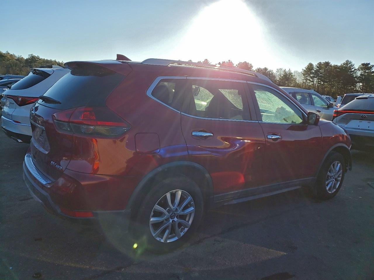 2018 NISSAN ROGUE S photo 3