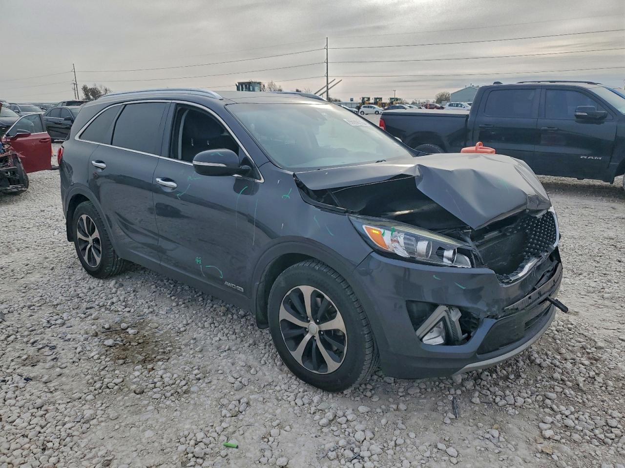 2017 KIA SORENTO EX photo 4