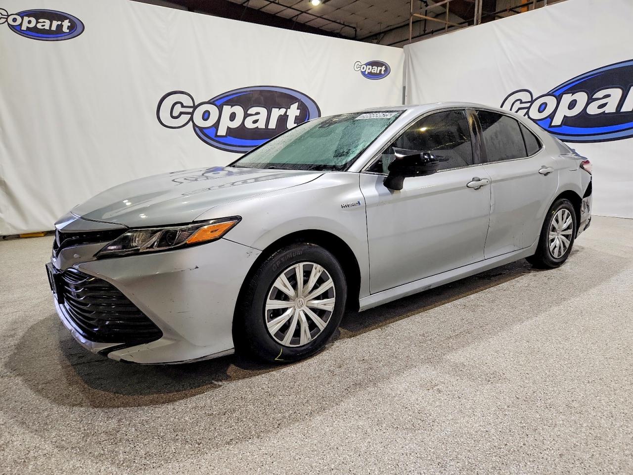 2019 TOYOTA CAMRY