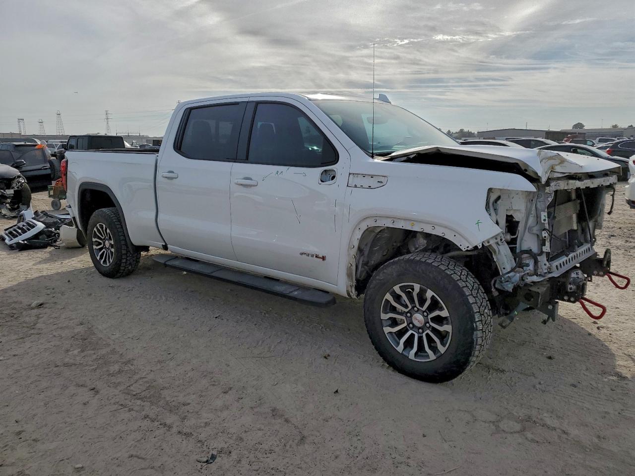 2019 GMC SIERRA K1500 AT4 photo 4