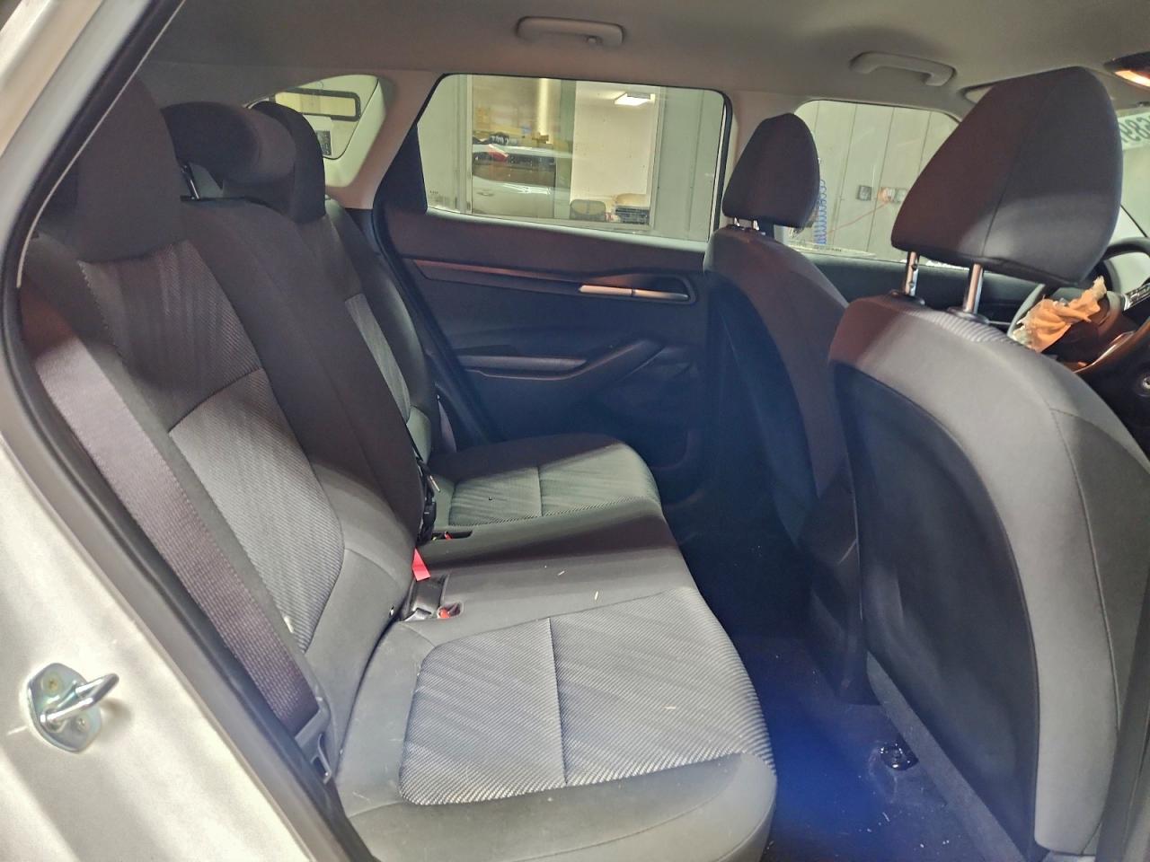 2023 KIA SELTOS LX photo 11