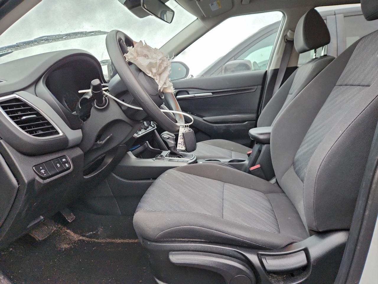 2023 KIA SELTOS LX photo 7