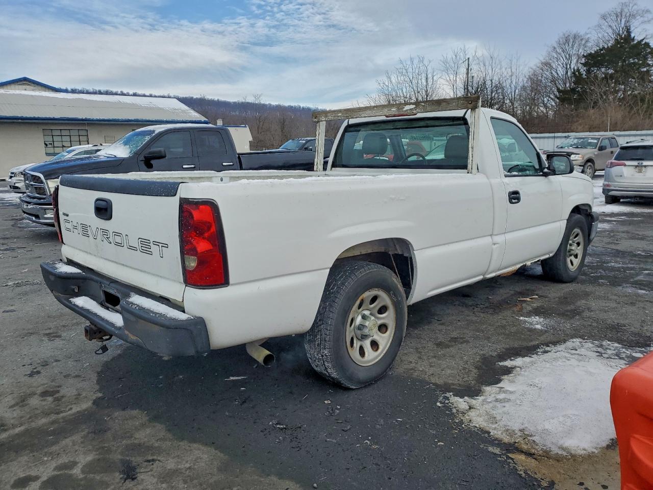 2006 CHEVROLET SILVERADO C1500 photo 3