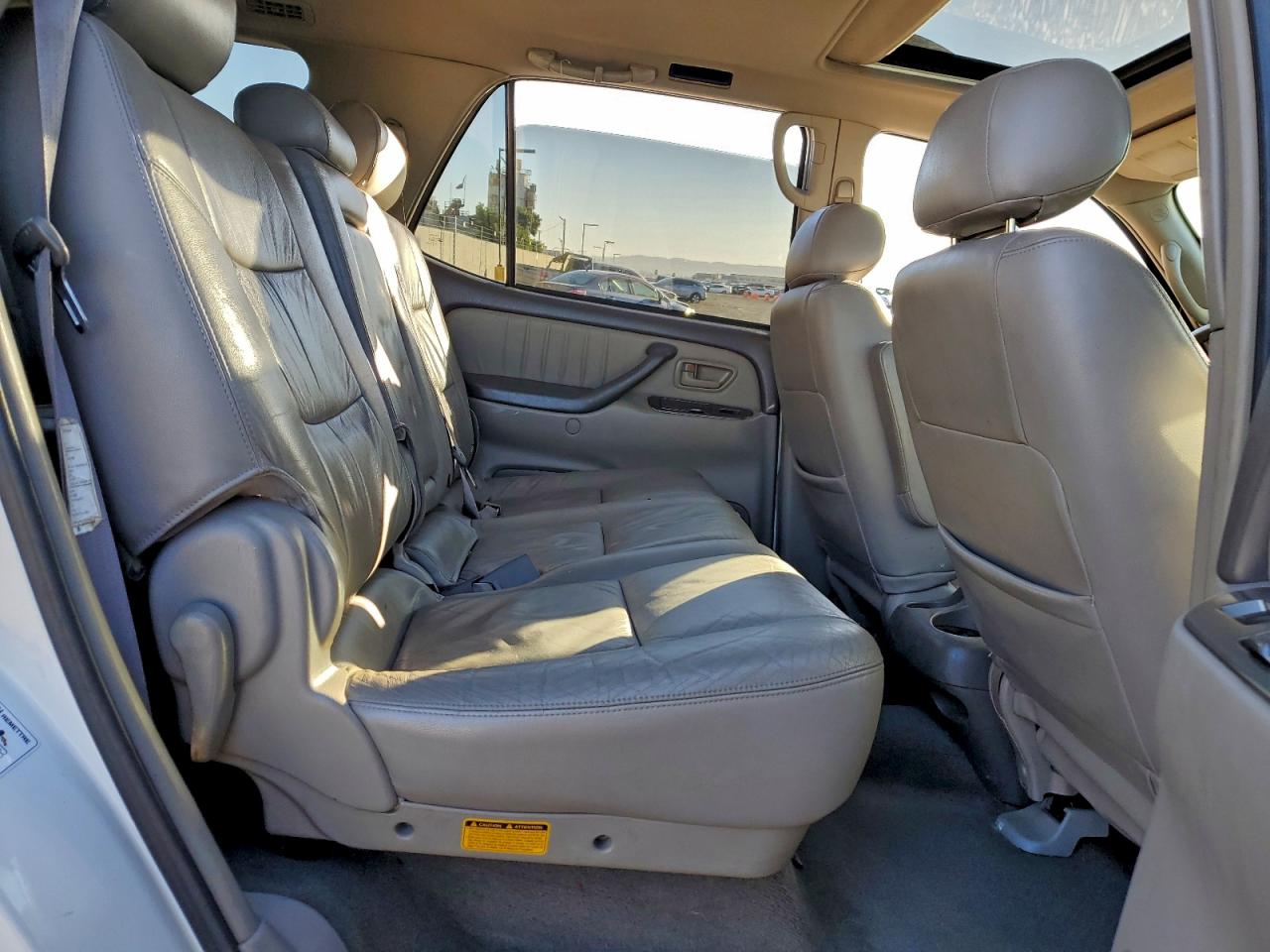 2004 TOYOTA SEQUOIA LIMITED photo 11