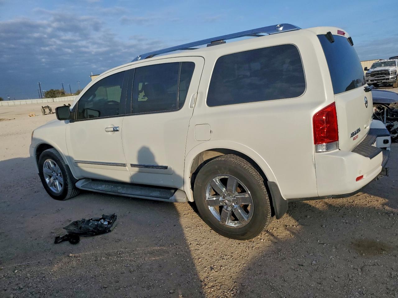2014 NISSAN ARMADA PLATINUM photo 2