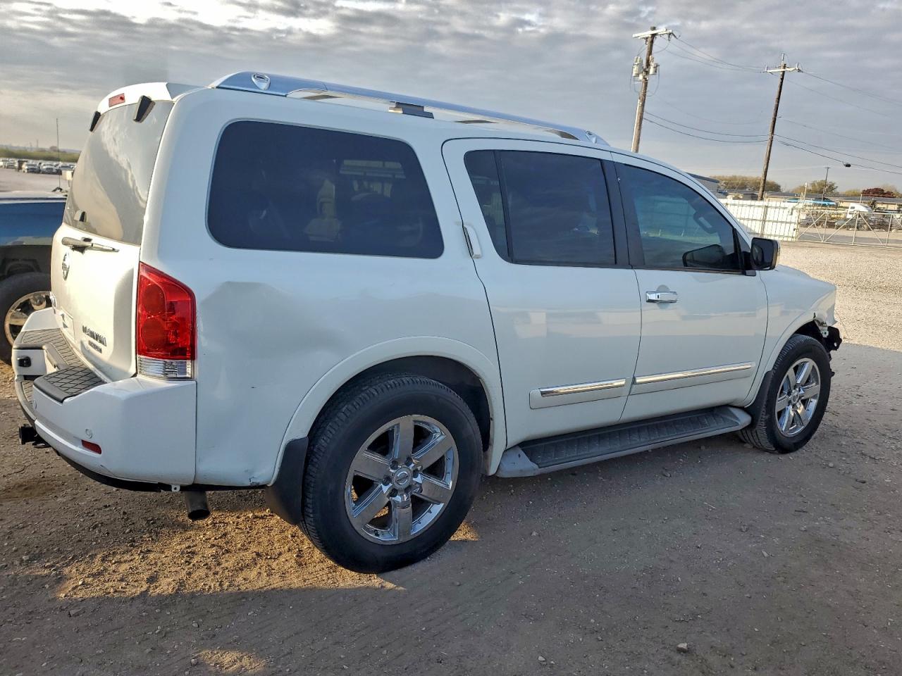 2014 NISSAN ARMADA PLATINUM photo 3