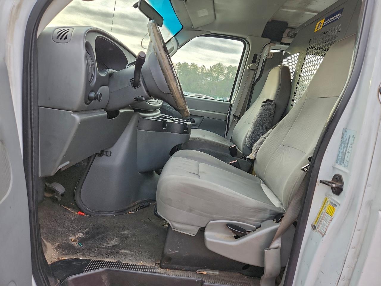 2008 FORD E250 DELIVERY VAN photo 7
