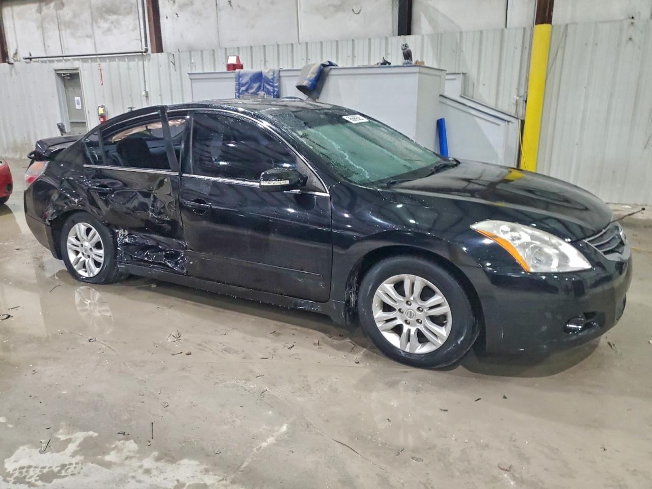 2011 NISSAN ALTIMA BASE photo 4