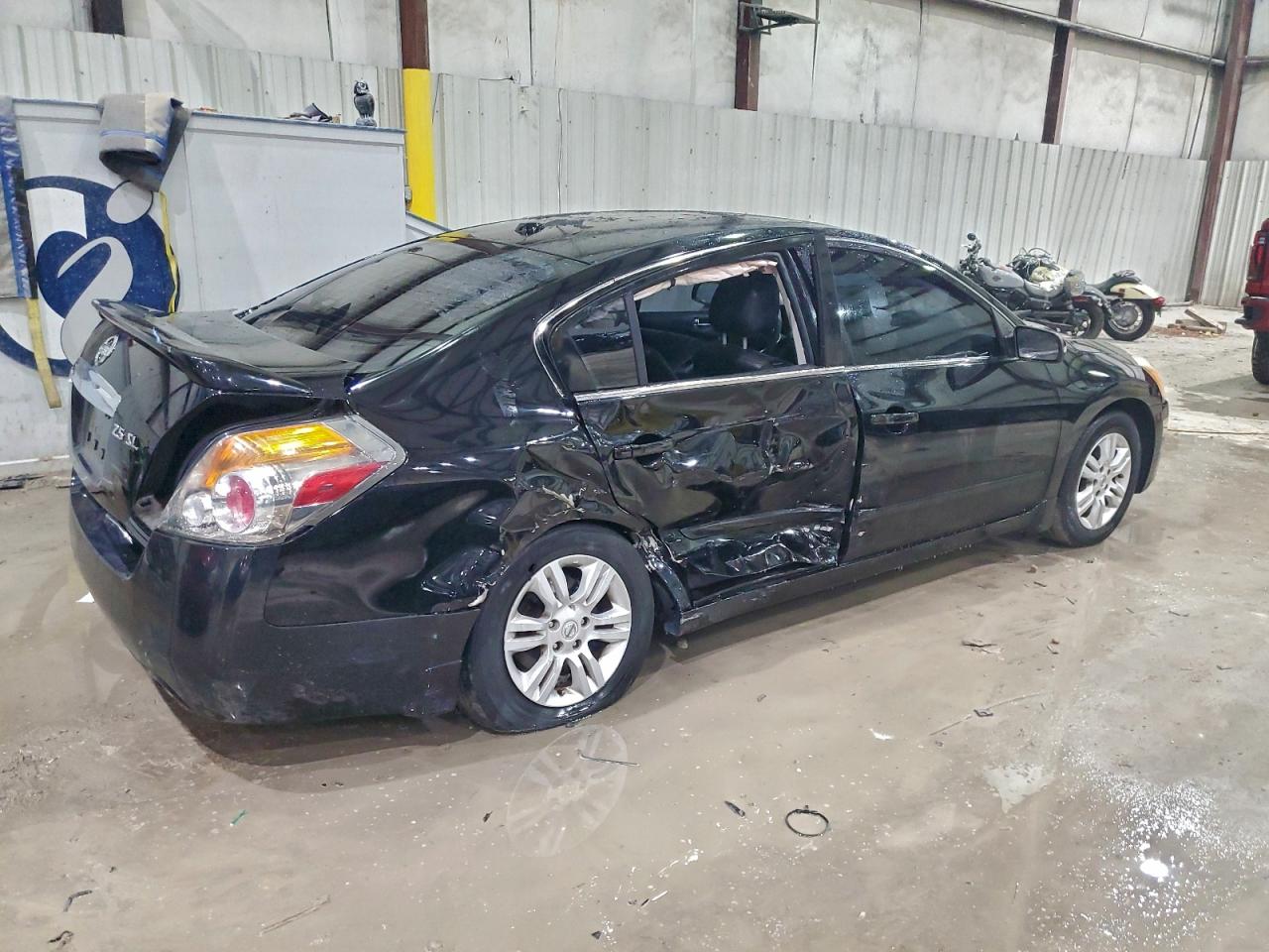 2011 NISSAN ALTIMA BASE photo 3