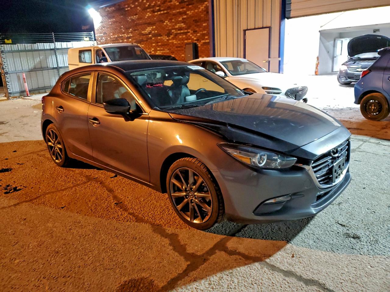 2018 MAZDA 3 TOURING photo 4