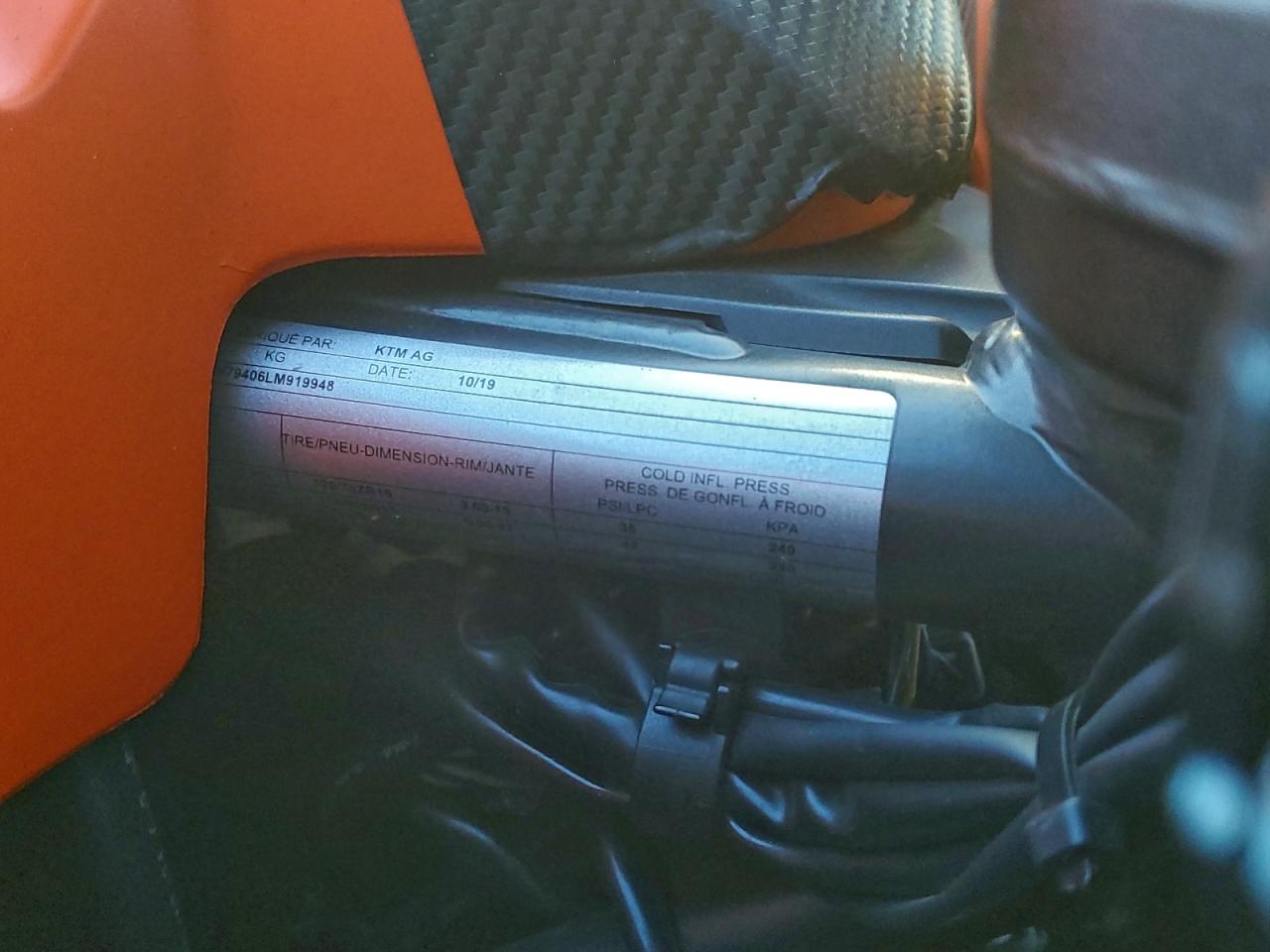 2020 KTM 1290 SUPER ADVENTURE S photo 9