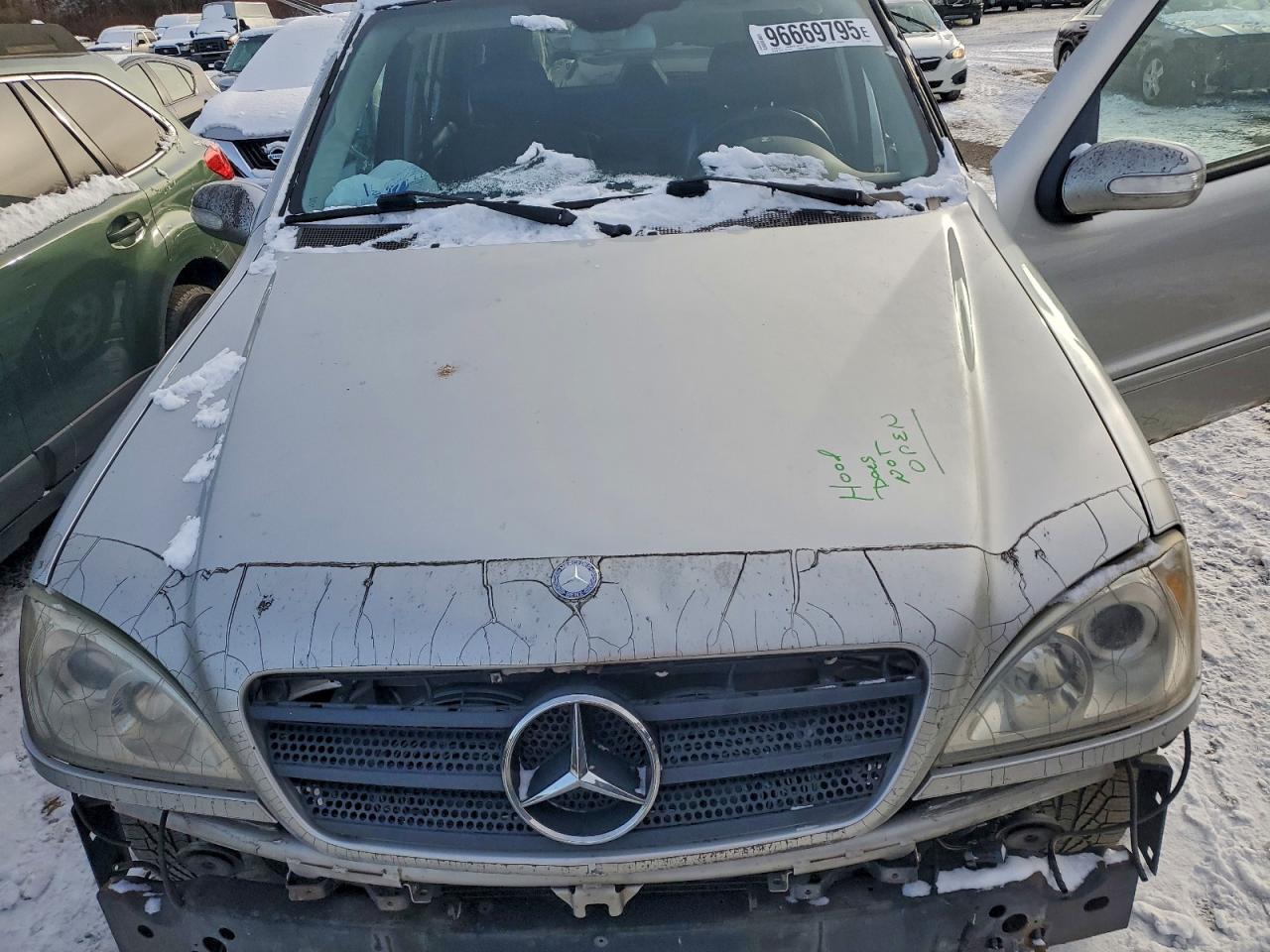 2002 MERCEDES-BENZ ML 320 photo 12