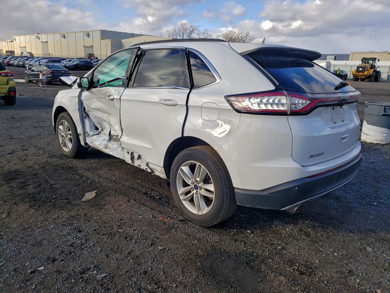 2015 FORD EDGE SEL photo 2