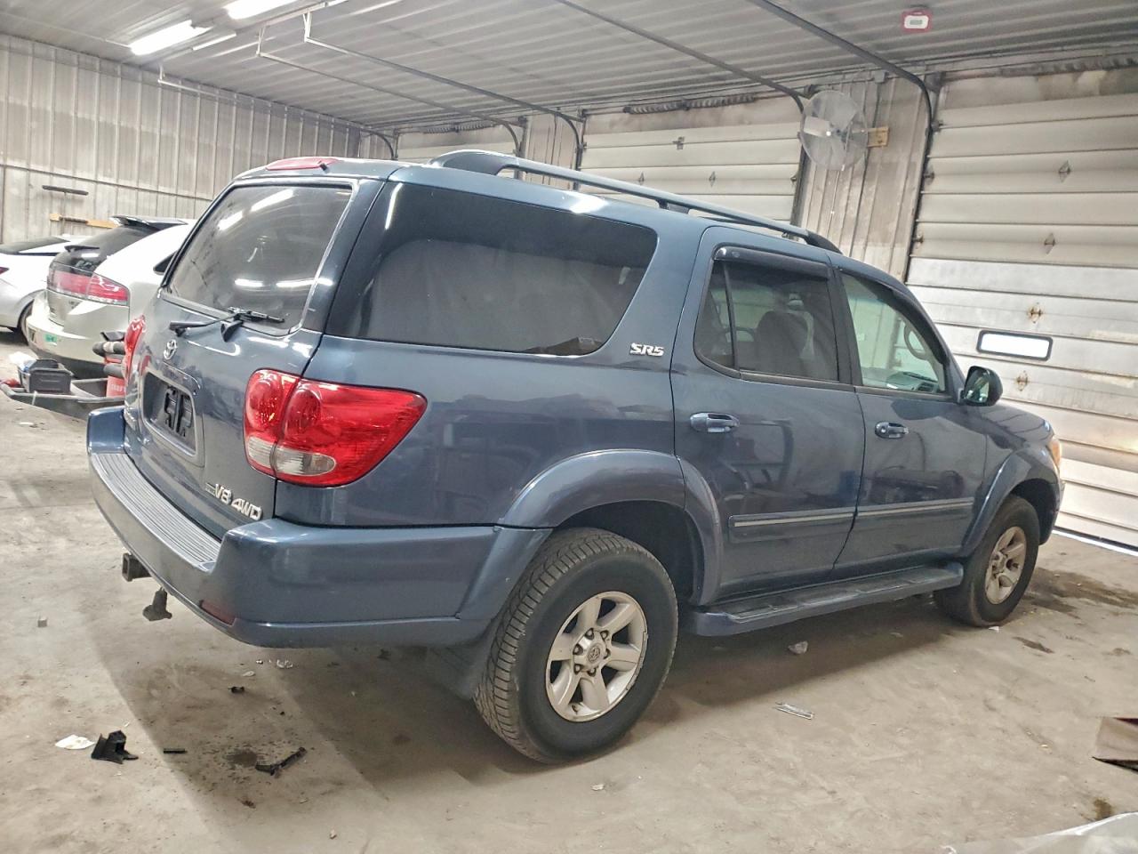 2006 TOYOTA SEQUOIA SR5 photo 3