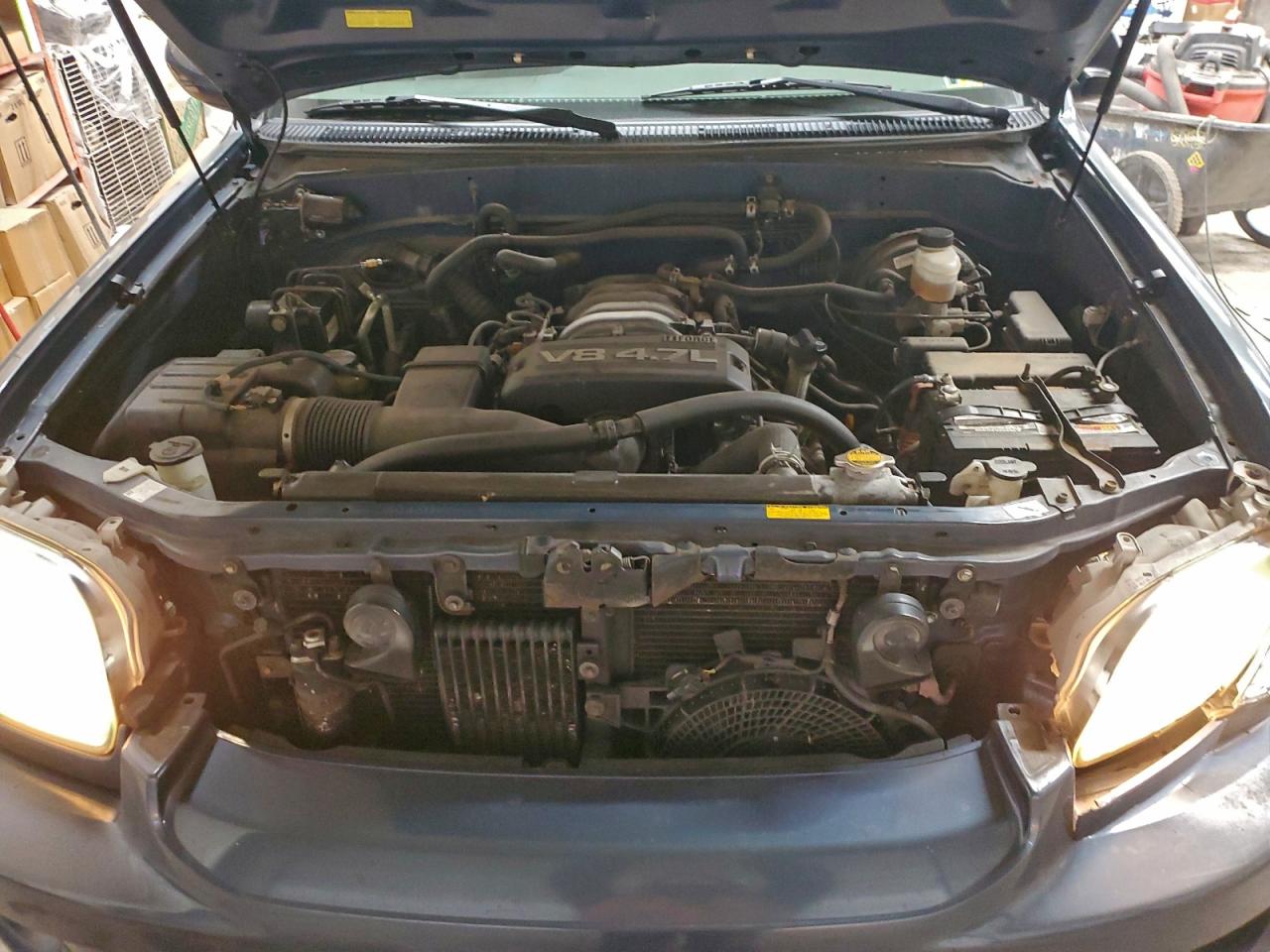 2006 TOYOTA SEQUOIA SR5 photo 12