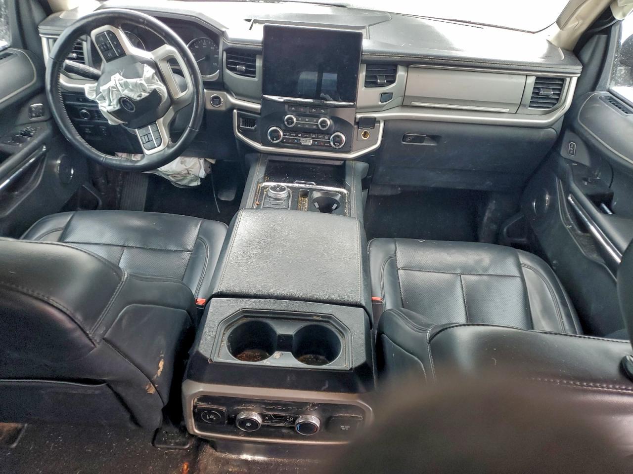 2024 FORD EXPEDITION XLT photo 8