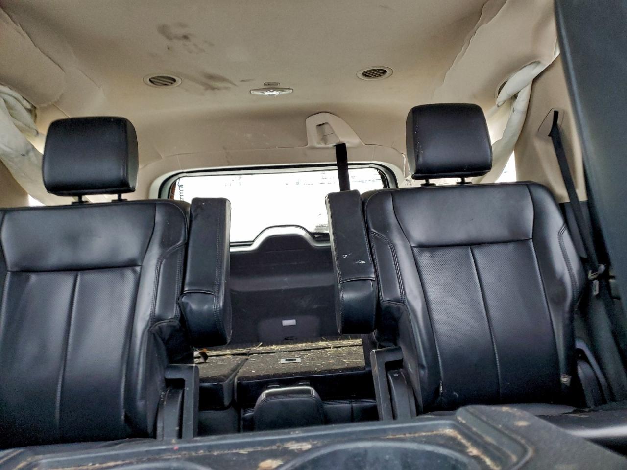 2024 FORD EXPEDITION XLT photo 10