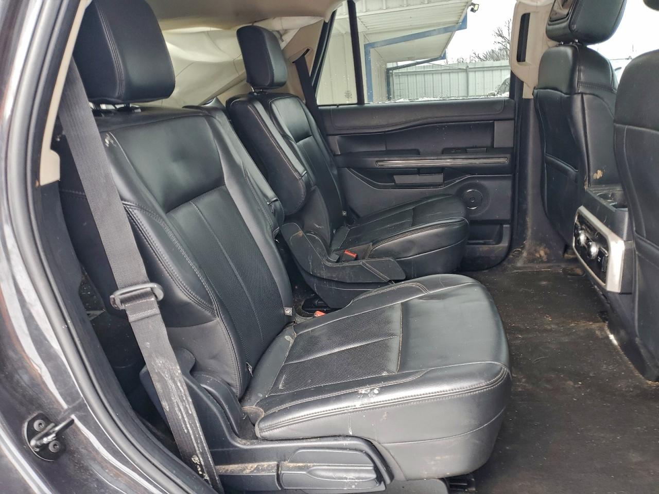 2024 FORD EXPEDITION XLT photo 11
